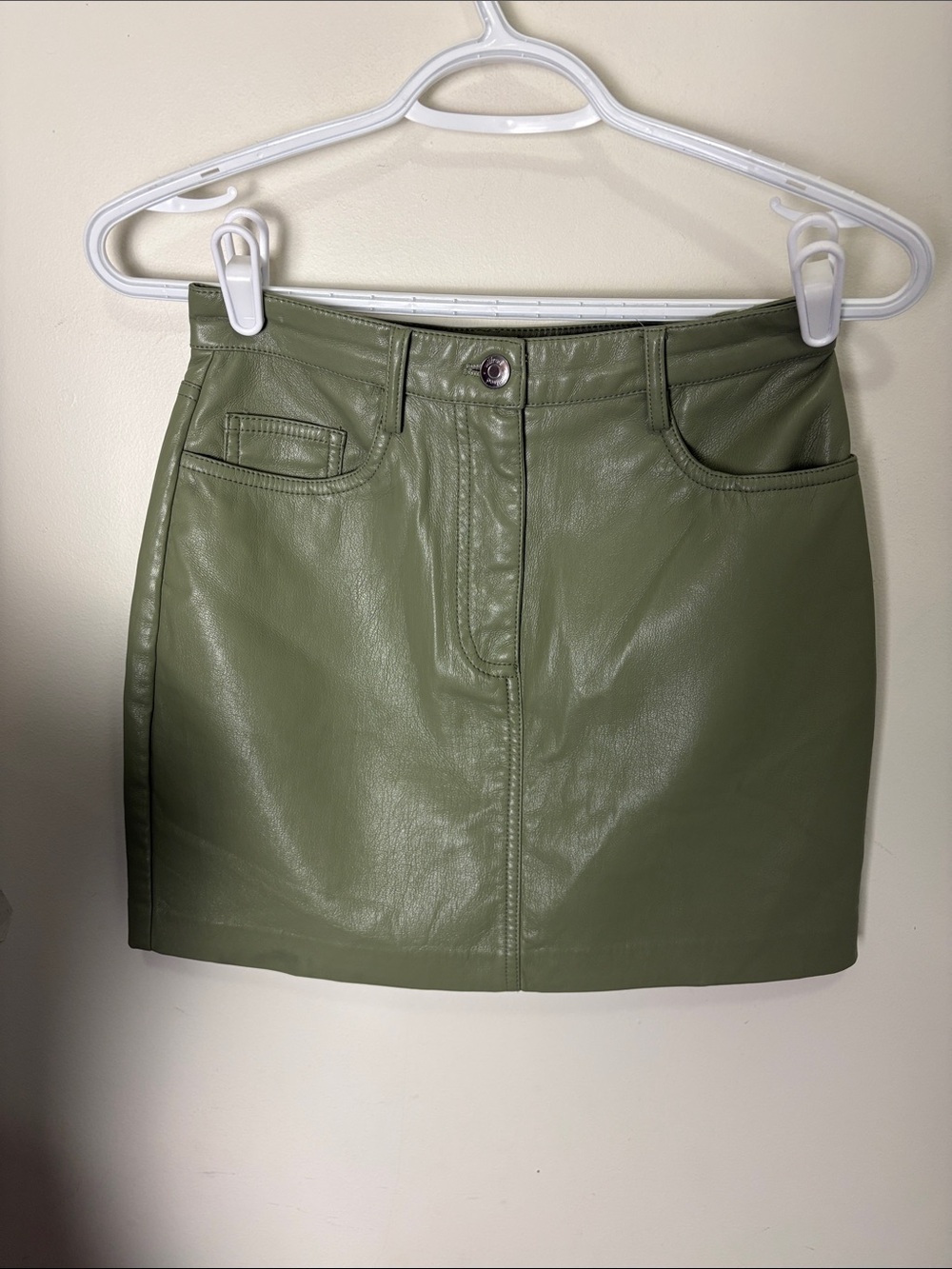 Aritzia Wilfred Chemistry Olive Faux Leather Mini Skirt
